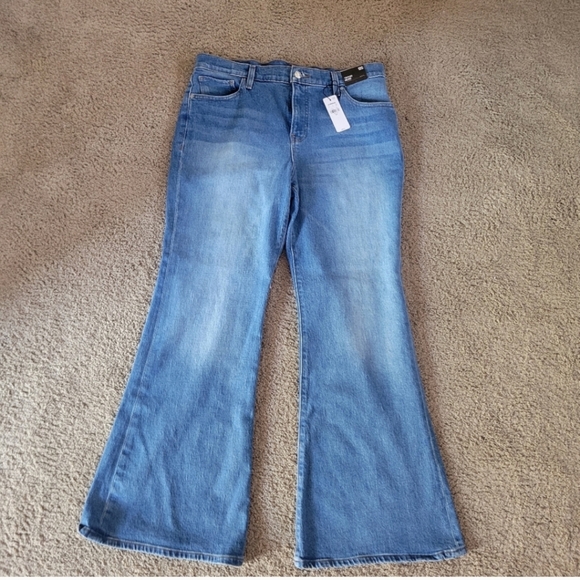 ✨️NWT✨️ Size 12 Petite Express '70's Flare Midrise Jeans - Picture 6 of 6